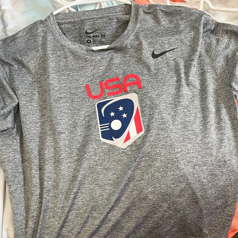 NEVER WORN nike USA lacrosse Long Sleeve